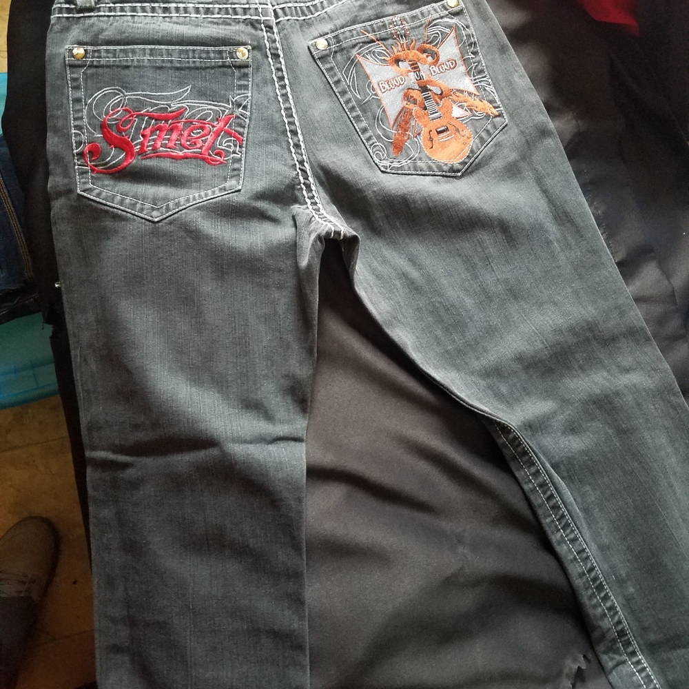 Jeans